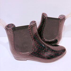 Black Rubber Boots with Red Hearts , Pull On, Side Elastic, Rain - Size 8